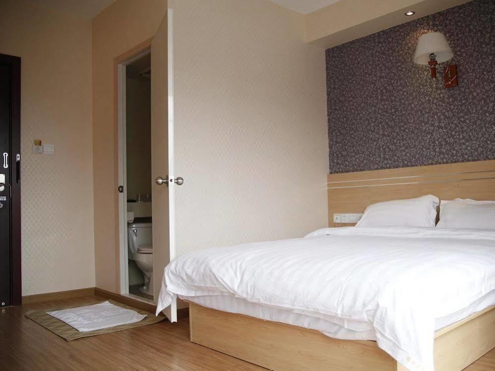 Dujiangyan Easy Hotel מראה חיצוני תמונה