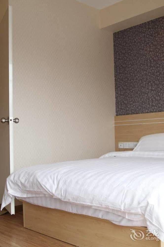 Dujiangyan Easy Hotel מראה חיצוני תמונה